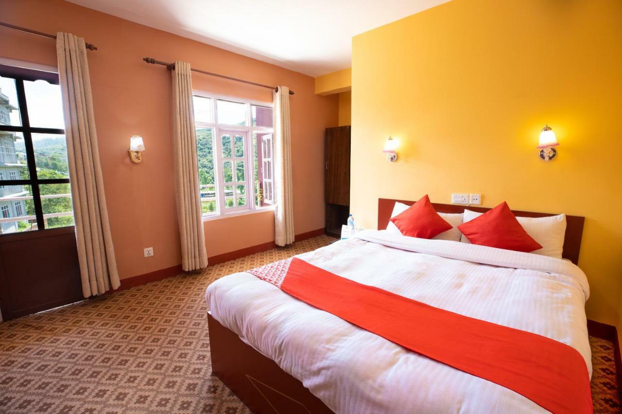 Oyo 281 Twins Kitchen Hotel Dhulikhel Exterior foto